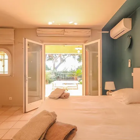 Les Pins Villa
