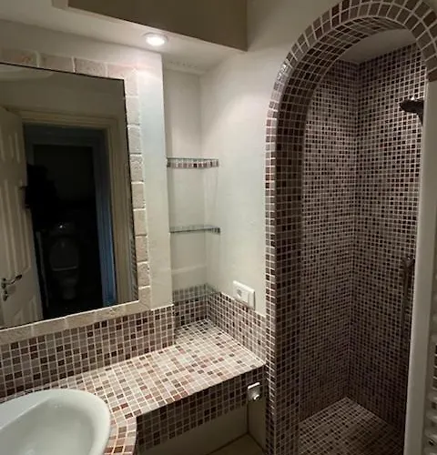 Les Pins Le Lavandou