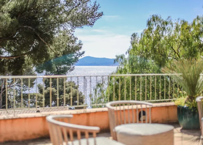 Les Pins * Le Lavandou