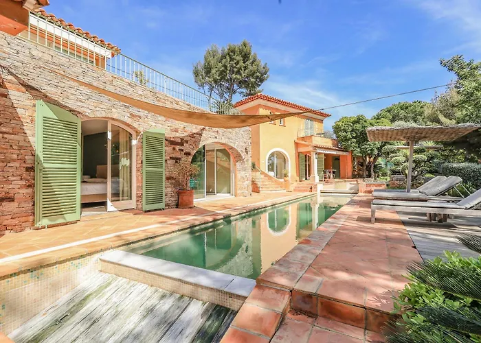 Les Pins * Le Lavandou