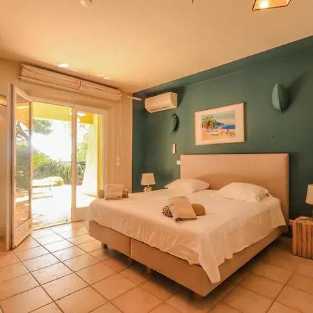 Les Pins Villa Le Lavandou