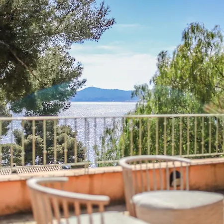 Les Pins * Le Lavandou