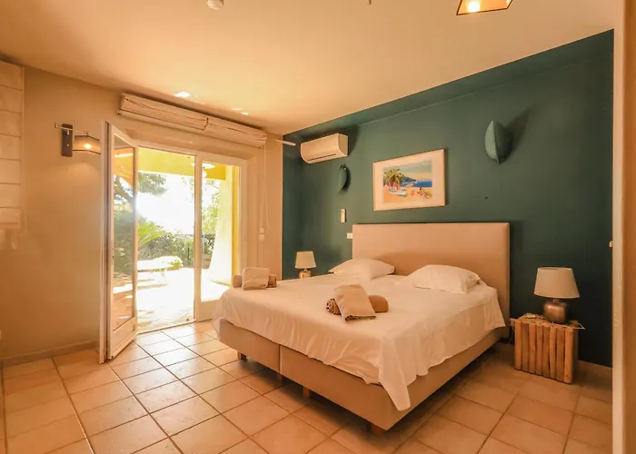 Les Pins Villa Le Lavandou